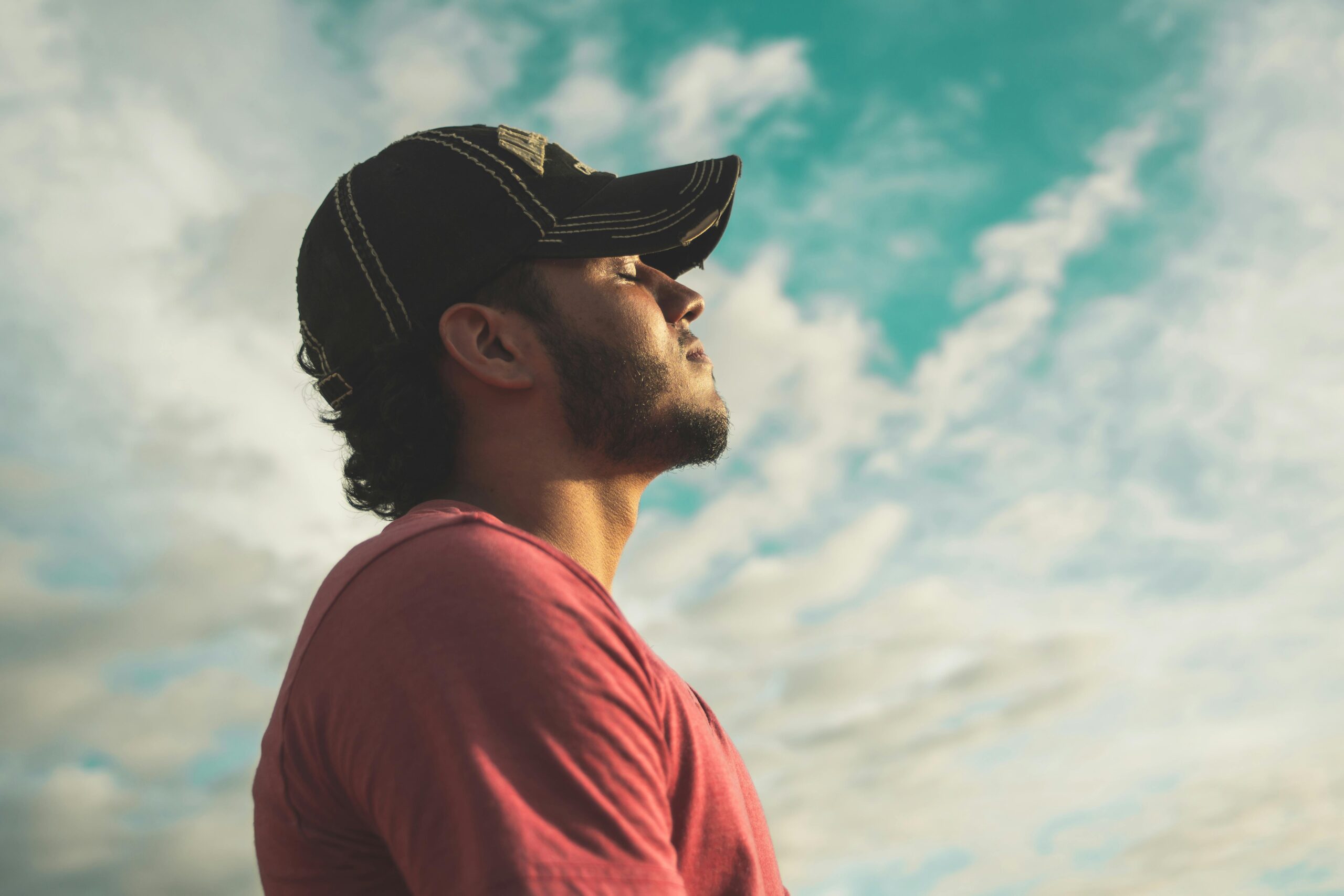 man finding peace after virtual therapy
